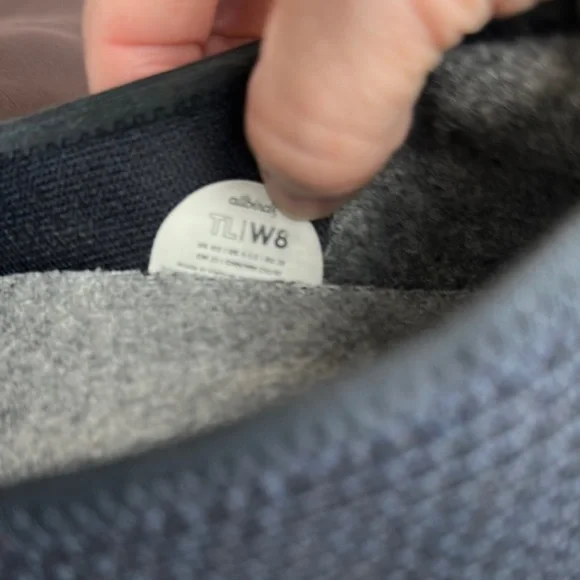 Allbirds women’s Tree Loungers Navy - Picture 2 of 7